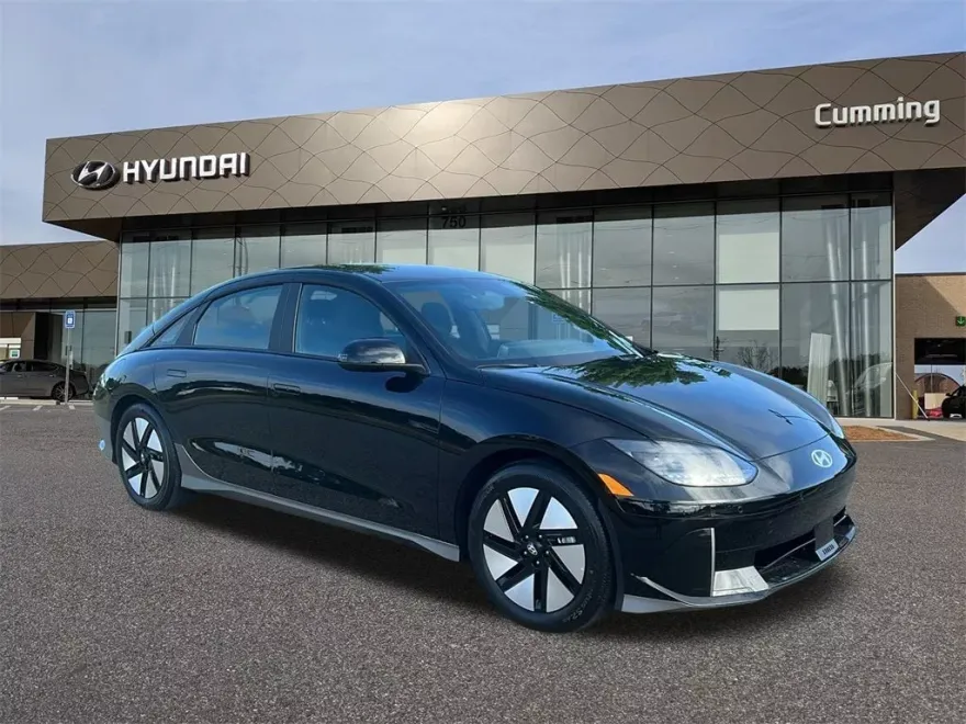 2025 Hyundai Ioniq 6 SE photo 1