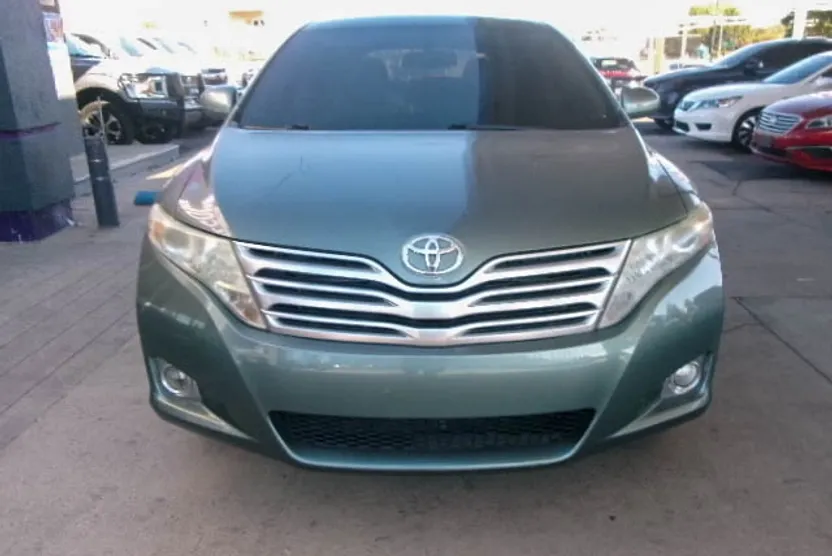 2012 Toyota Venza photo 1