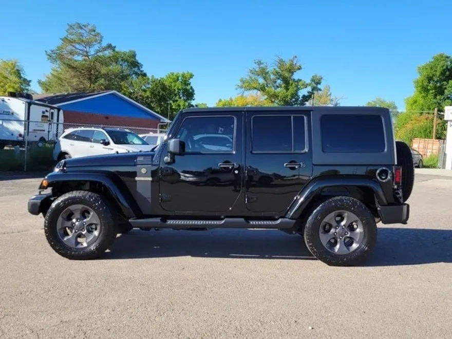 2017 Jeep Wrangler Unlimited Freedom photo 1