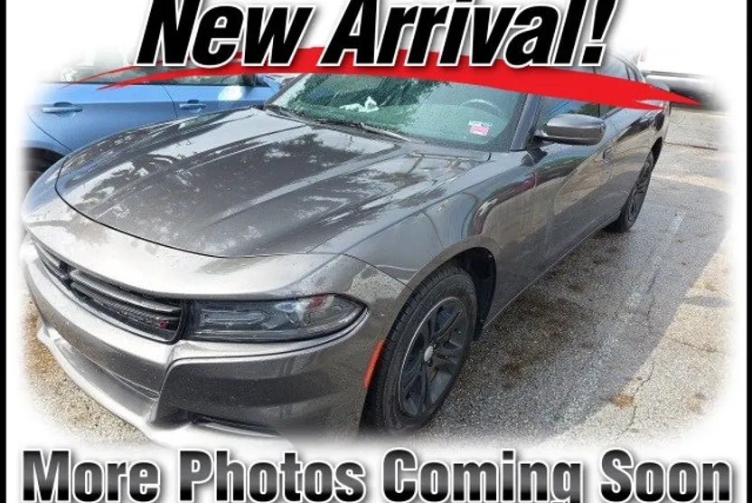 2020 Dodge Charger SXT photo 1