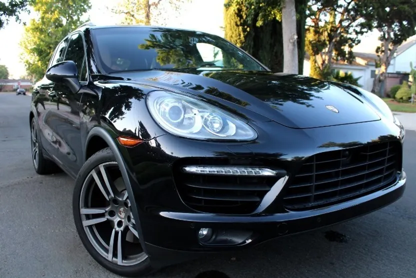 2013 Porsche Cayenne Turbo photo 1