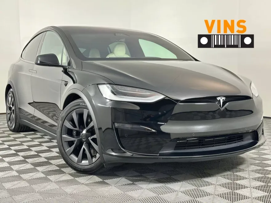 2022 Tesla Model X photo 1