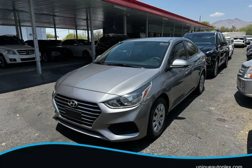 2021 Hyundai Accent SEL photo 1