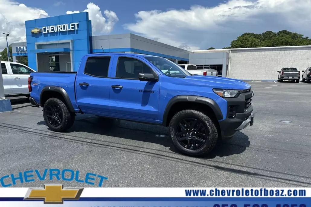 2025 Chevrolet Colorado Trail Boss photo 1