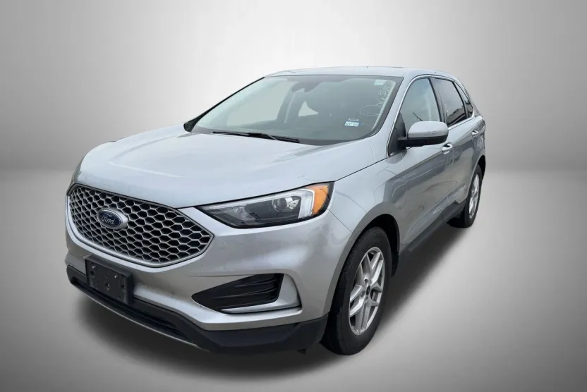 2024 Ford Edge SEL photo 1