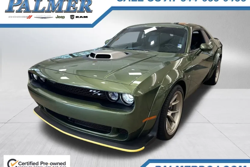 2023 Dodge Challenger R/T Scat Pack Widebody photo 1