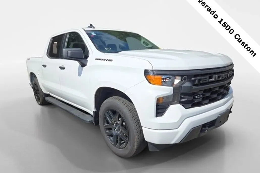2023 Chevrolet Silverado 1500 Custom photo 1