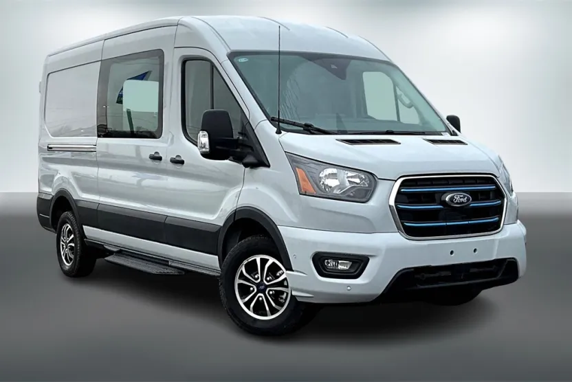 2023 Ford Transit photo 1
