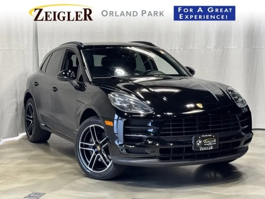 2021 Porsche Macan Base photo 1