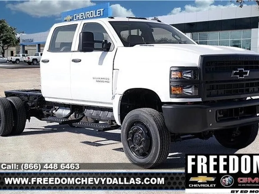 2024 Chevrolet Silverado 5500HD Work Truck photo 1