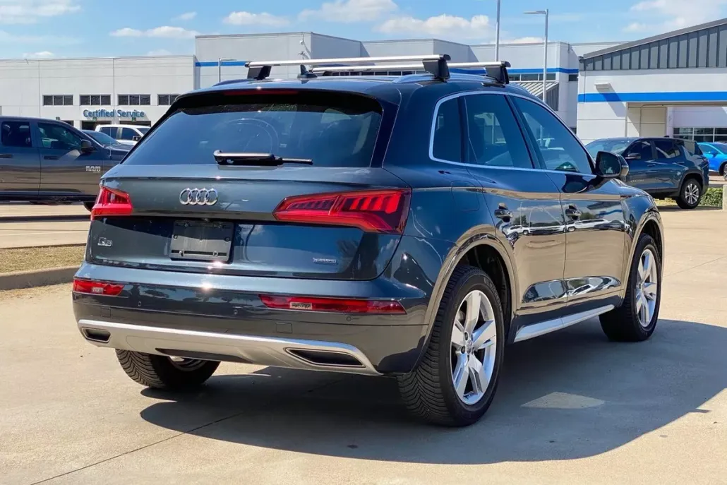 2019 Audi Q5 Premium Plus photo 1