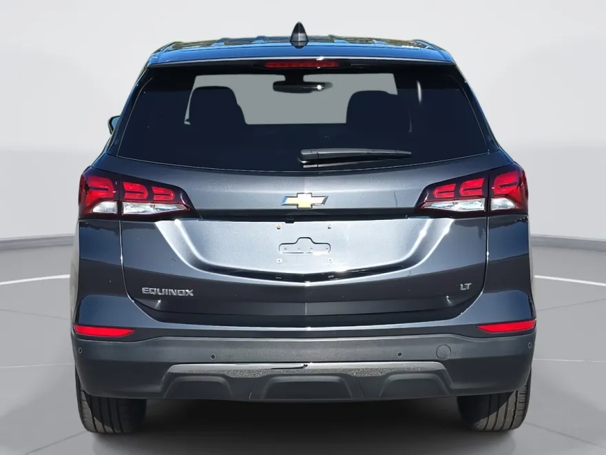 2023 Chevrolet Equinox photo 1