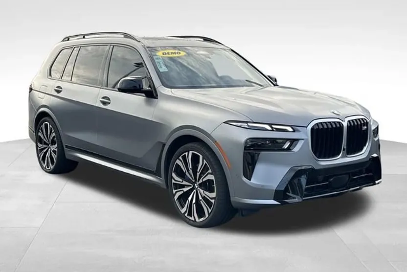2025 Bmw X7 M60i photo 1