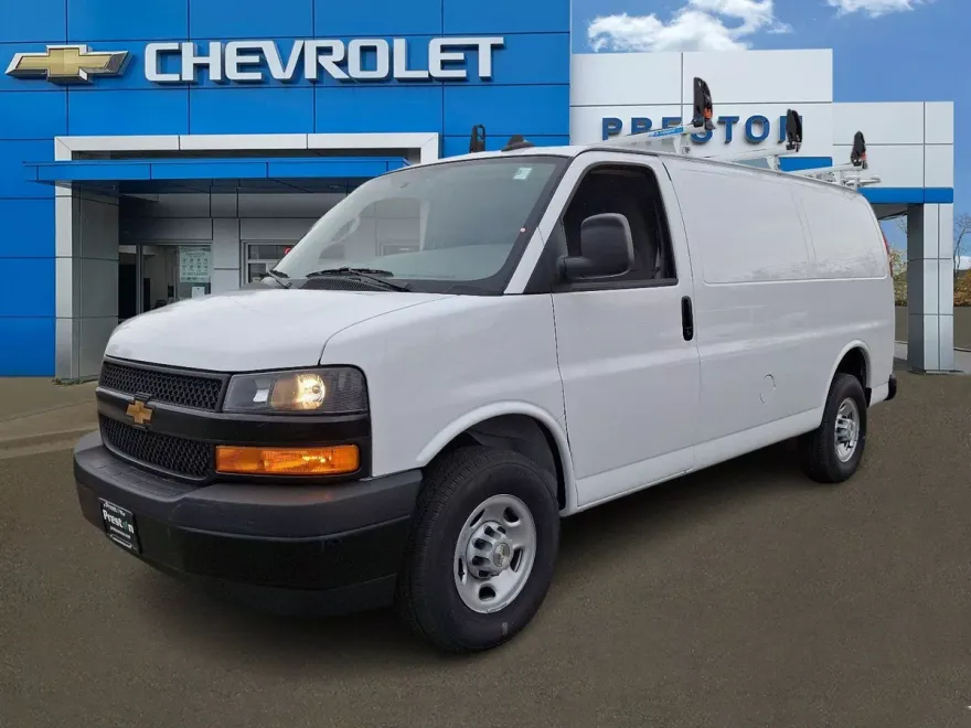 2024 Chevrolet Express Cargo 2500 photo 1