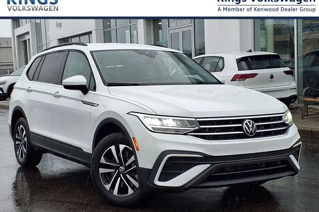 2024 Volkswagen Tiguan S photo 1