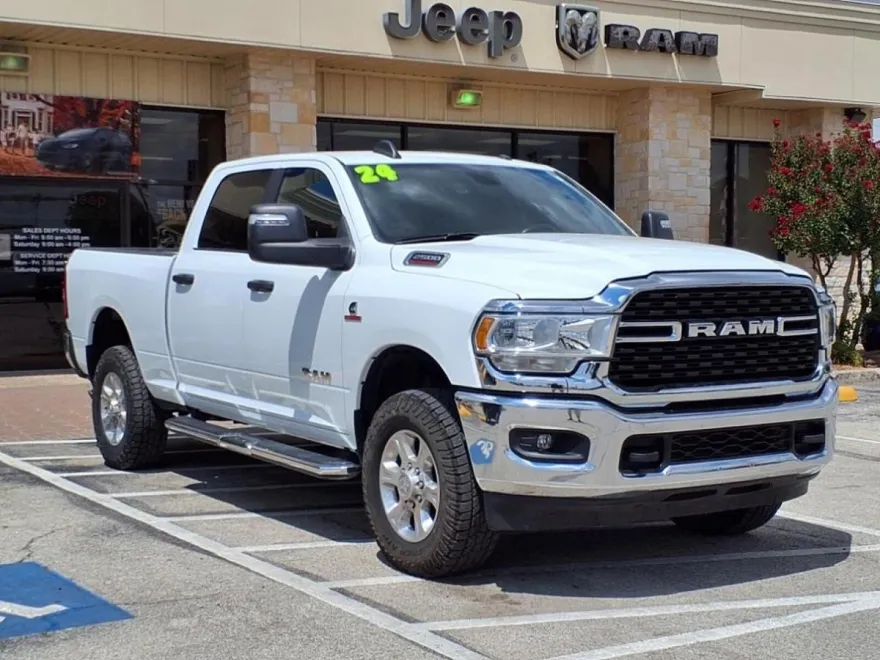 2024 Ram 2500 Big Horn photo 1