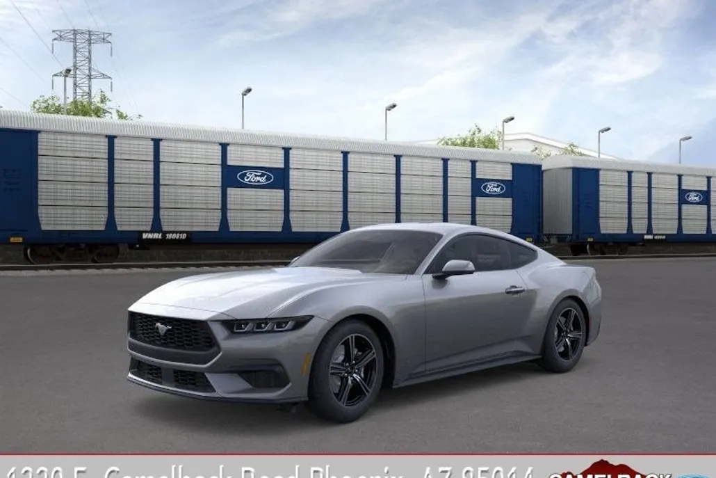 2025 Ford Mustang EcoBoost photo 1