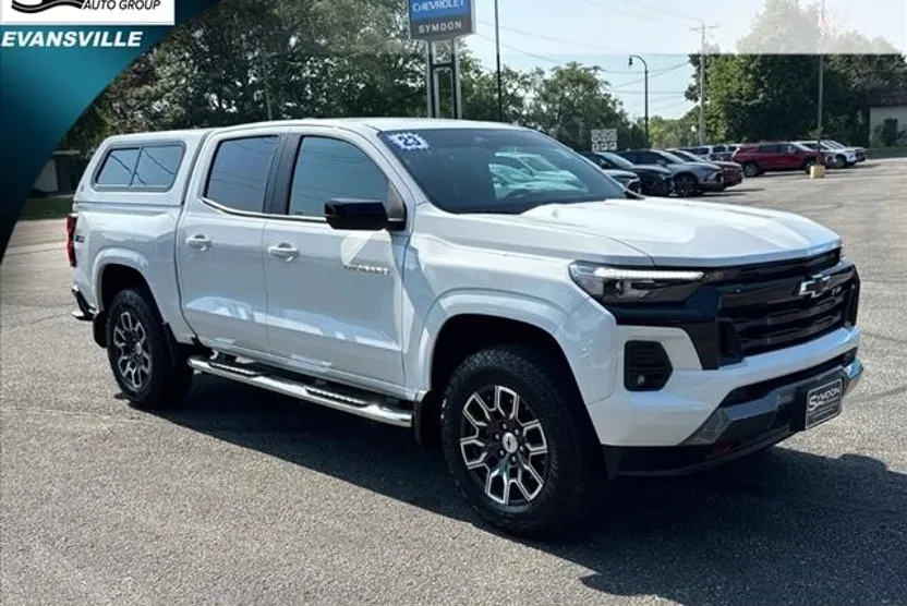 2023 Chevrolet Colorado Z71 photo 1