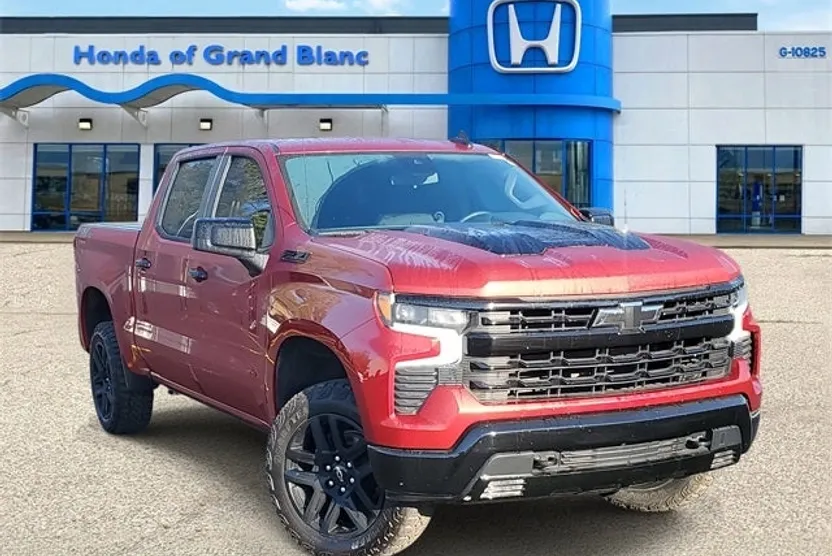 2024 Chevrolet Silverado 1500 LT Trail Boss photo 1