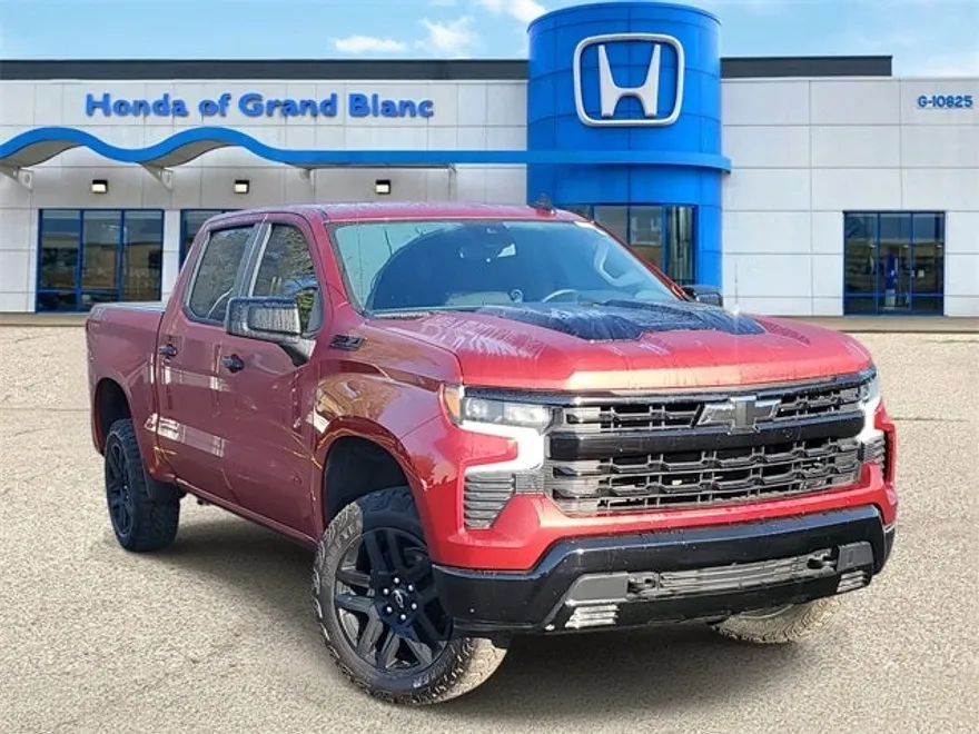 2024 Chevrolet Silverado 1500 LT Trail Boss photo 1