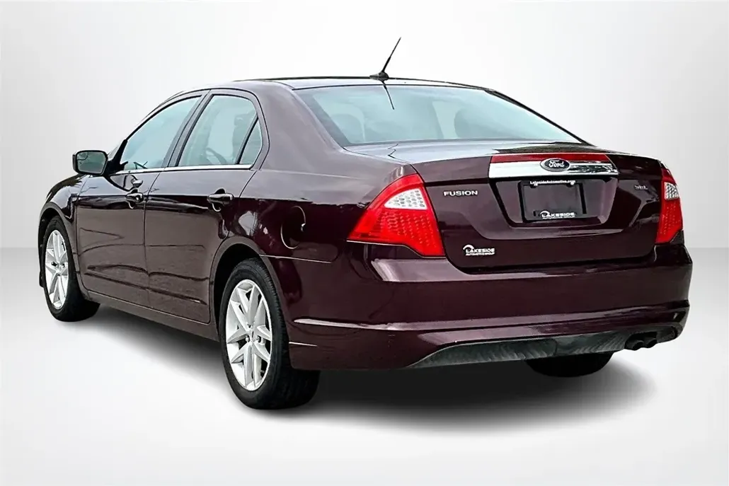 2011 Ford Fusion SEL photo 1