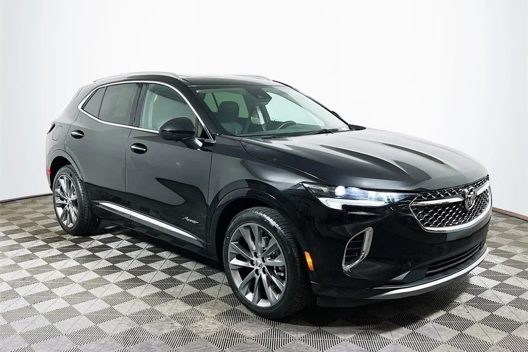 2023 Buick Envision Avenir photo 1