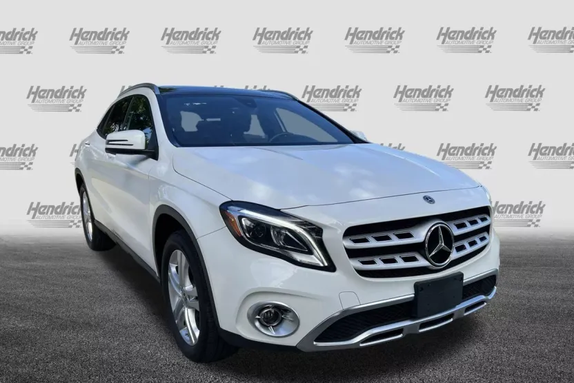 2020 Mercedes Benz GLA 250 photo 1