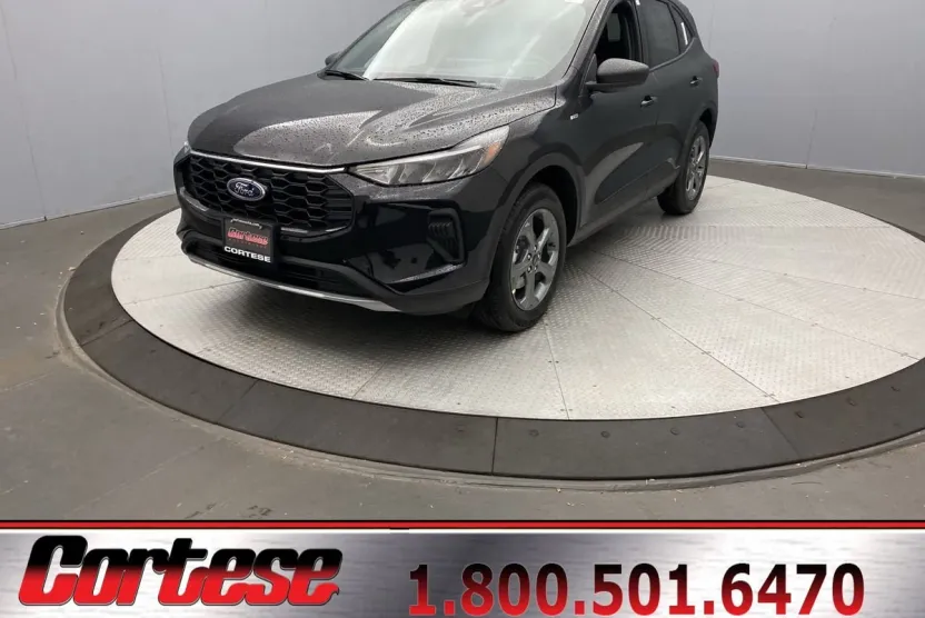2025 Ford Escape ST-Line photo 1