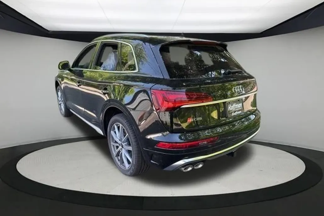 2025 Audi SQ5 Premium Plus photo 1