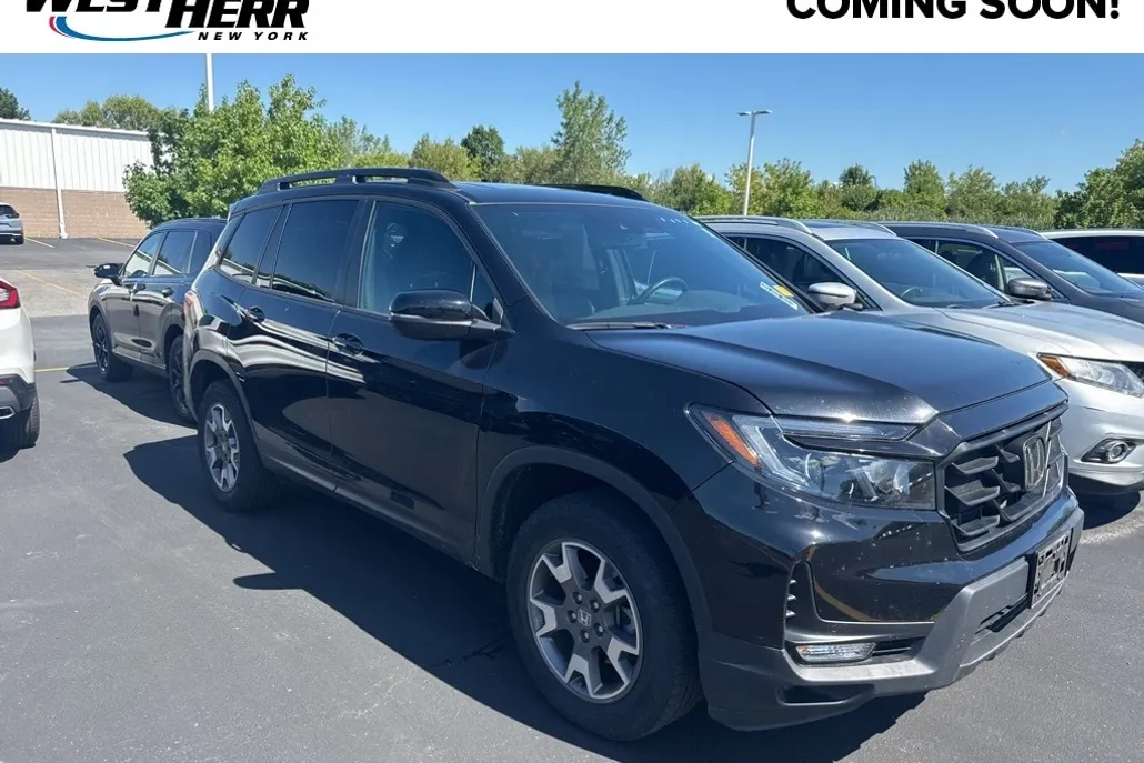 2022 Honda Passport TrailSport photo 1