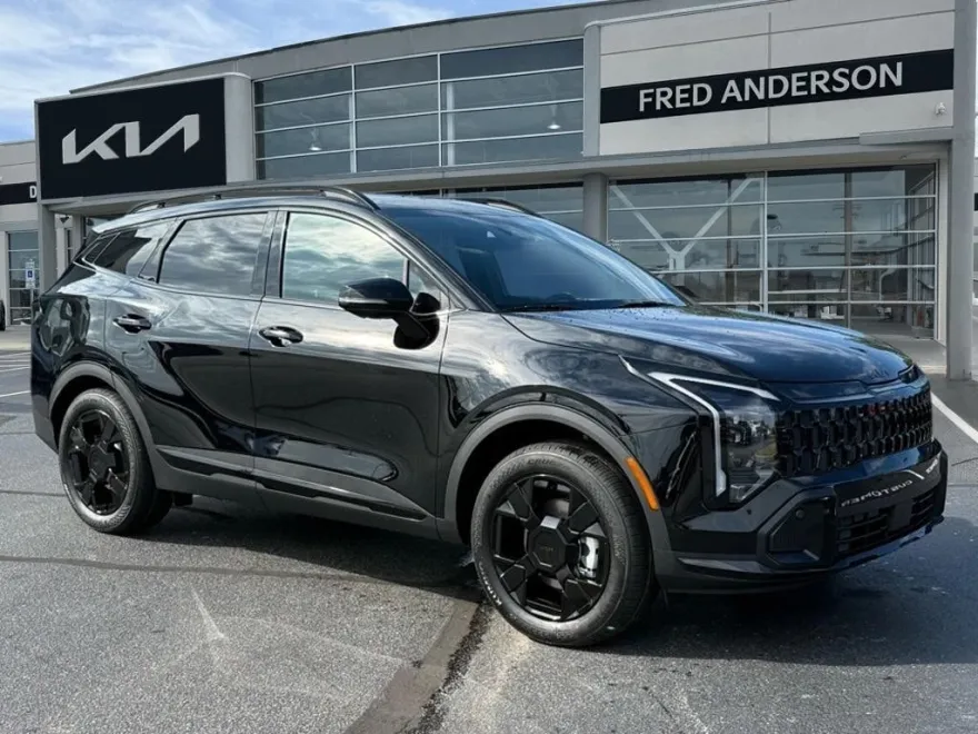 2026 Kia Sportage X-Line photo 1