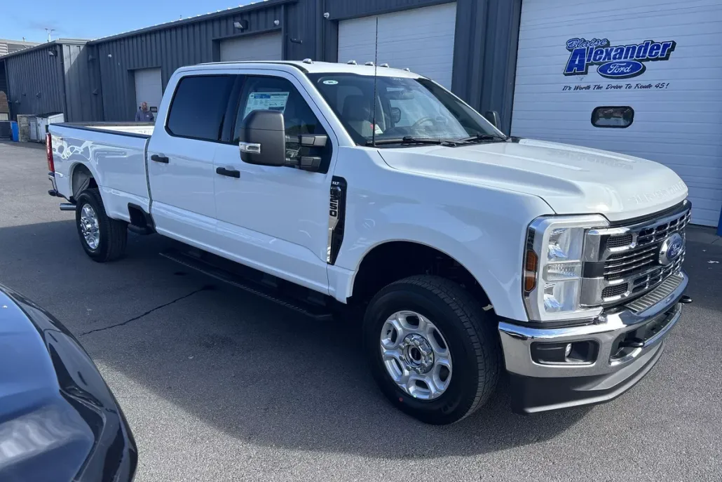 2026 Ford F-250 XLT photo 1