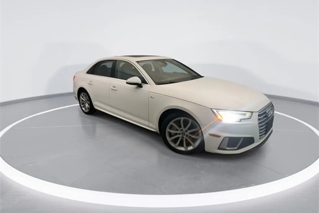 2019 Audi A4 2.0T Premium Plus photo 1