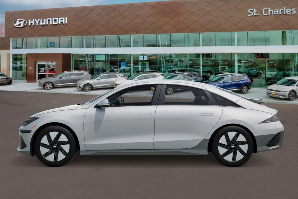 2025 Hyundai Ioniq 6 SE photo 1