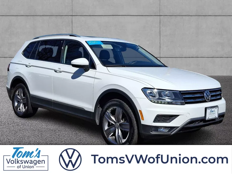 2020 Volkswagen Tiguan SEL photo 1
