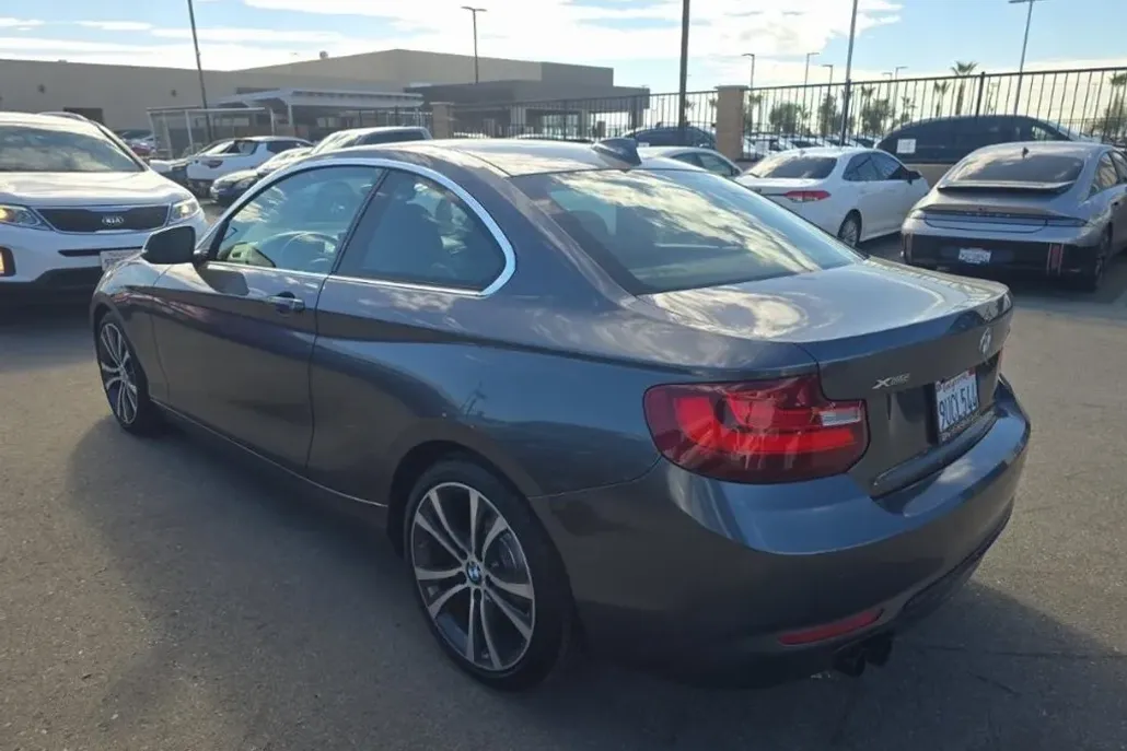 2017 Bmw 230i 230i xDrive photo 1