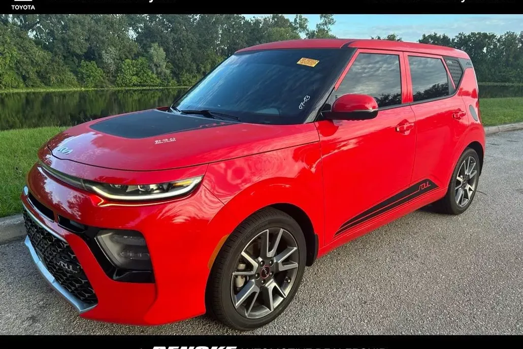 2022 Kia Soul GT-Line Turbo photo 1
