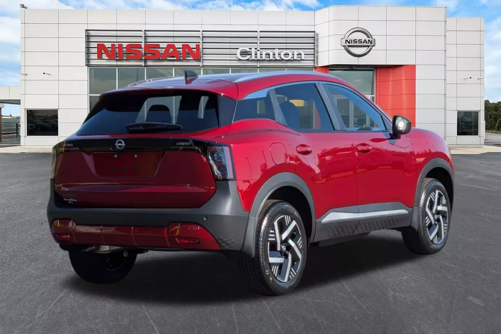 2026 Nissan Kicks SV photo 1