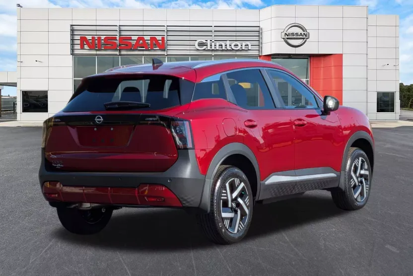 2026 Nissan Kicks SV photo 1