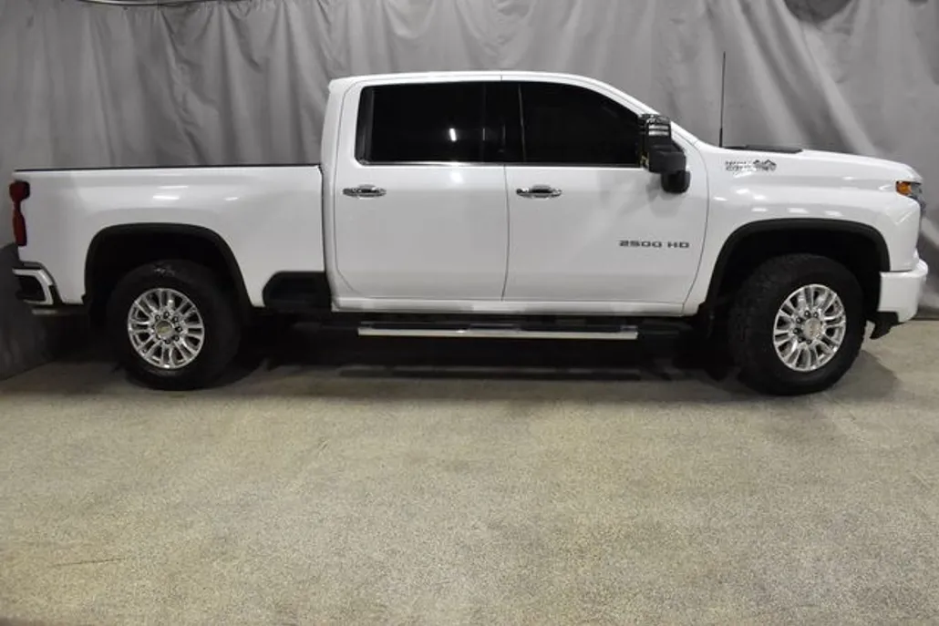 2022 Chevrolet Silverado 2500HD High Country photo 1