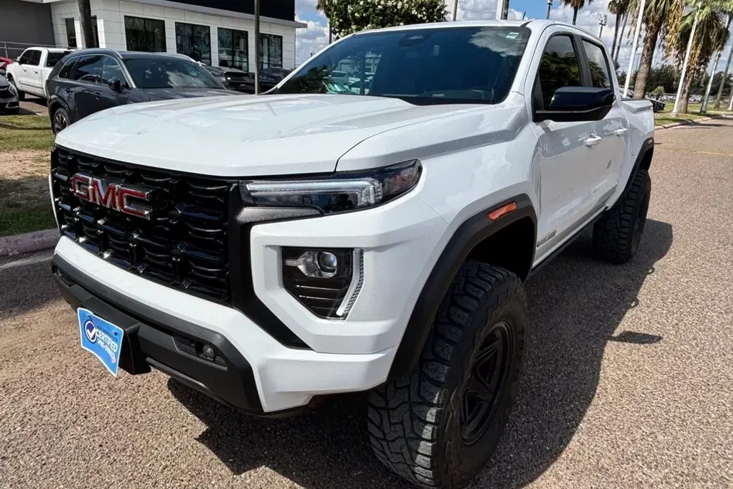 2024 Gmc Canyon Elevation photo 1