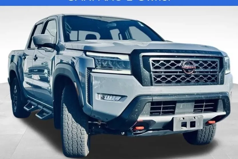 2023 Nissan Frontier Crew Cab photo 1