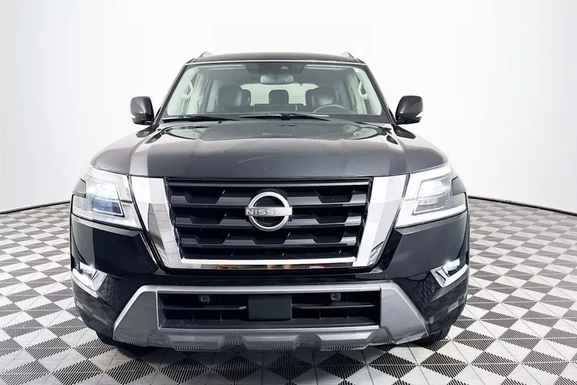 2021 Nissan Armada SV photo 1