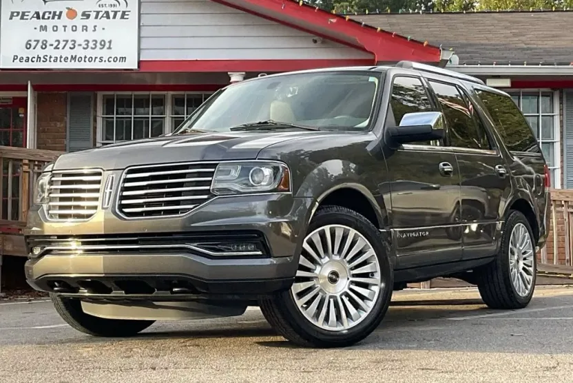 2015 Lincoln Navigator photo 1