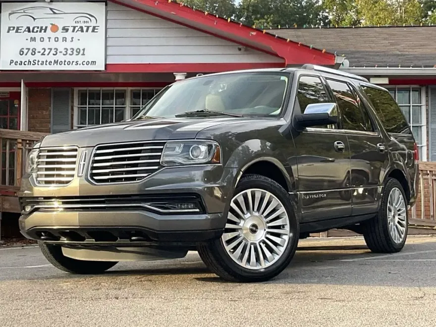 2015 Lincoln Navigator photo 1