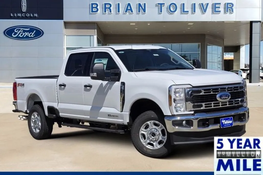 2026 Ford F-250 XLT photo 1