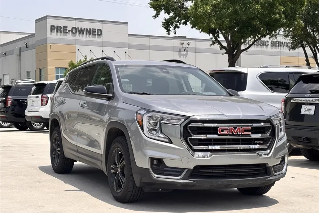 2023 Gmc Terrain AT4 photo 1