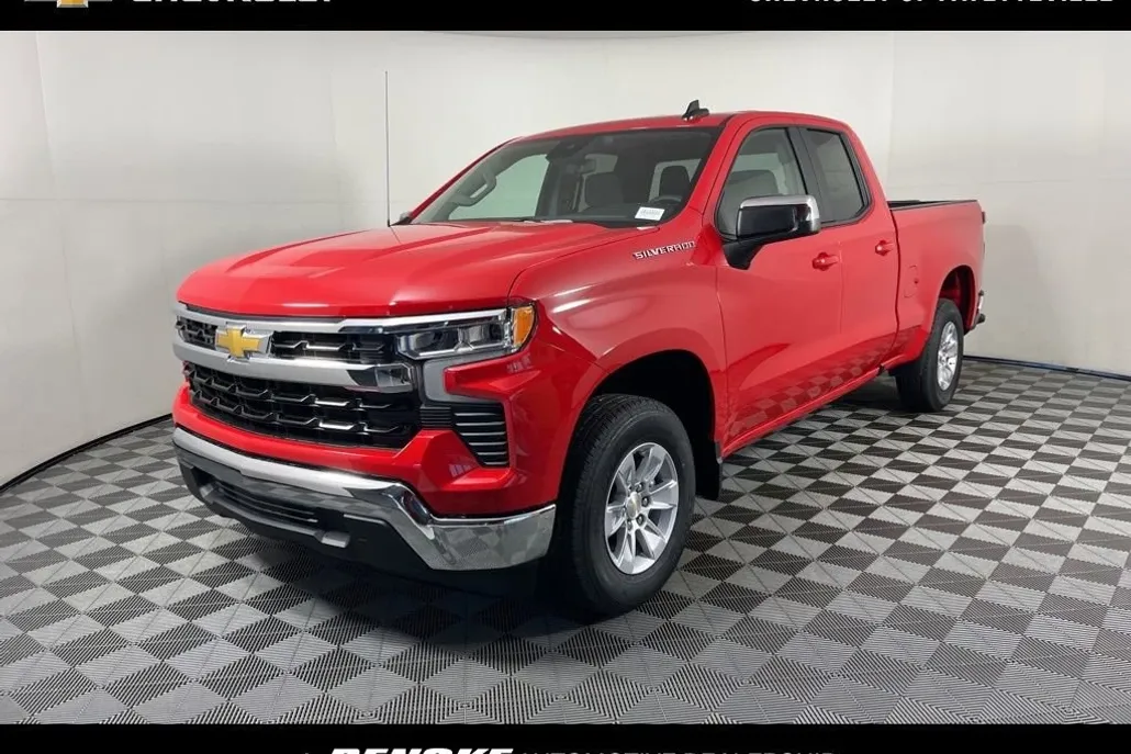 2026 Chevrolet Silverado 1500 LT photo 1