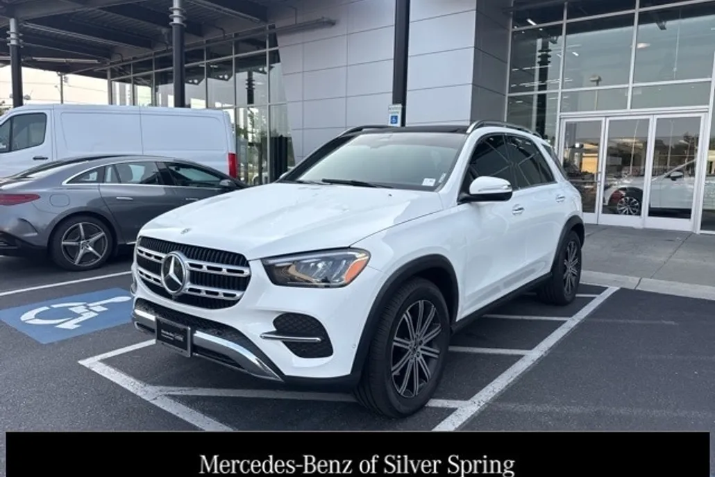 2024 Mercedes Benz GLE 4MATIC photo 1