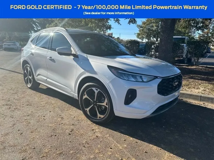 2023 Ford Escape ST-Line Select photo 1